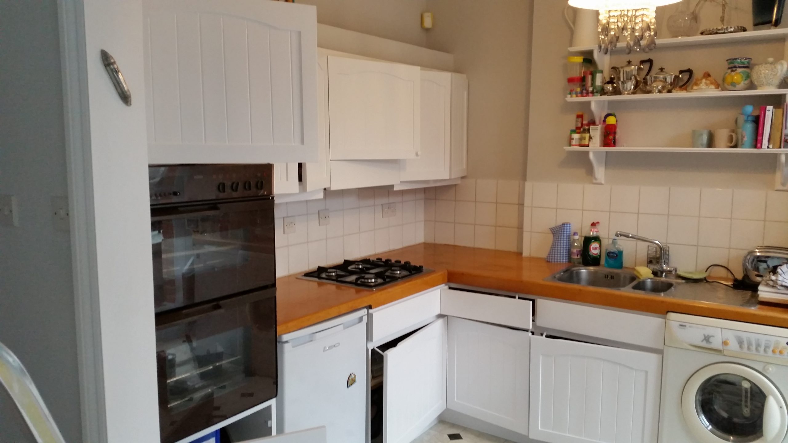 kitchen cupboard doors repainted to white complete